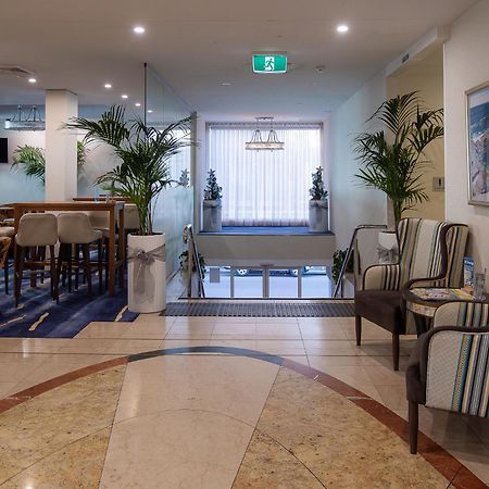 โนอาห์ ออน เดอะ บีช Hotel นิวแคสเซิล ภายนอก รูปภาพ