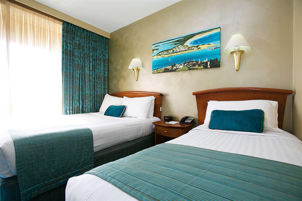 โนอาห์ ออน เดอะ บีช Hotel นิวแคสเซิล ภายนอก รูปภาพ